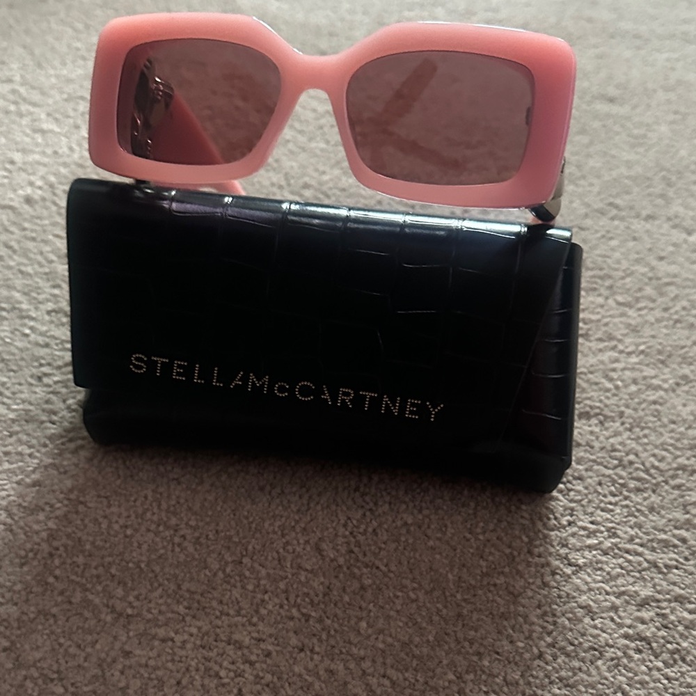 Stella McCartney Blush Sunglasses with Ebony Case